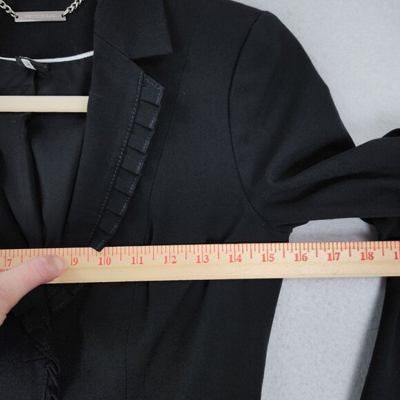 WHBM Jacket Womens 00 Black Ruffle Peplum Blazer Two Button Classic Business - Picture 4 of 11